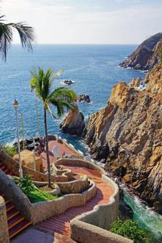 
                    
                        La Quebrada stairway, Acapulco, Mexico
                    
                