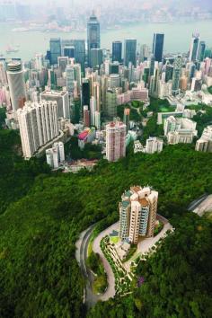 
                    
                        Opus Hong Kong. Gehry Partners/Swire Properties
                    
                