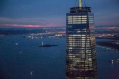 Flying from Times Square to One World Trade Center: Aerial Photographer George Steinmetz Takes a NYonAir Helicopter Ride to Vogue’s New Digs – Vogue