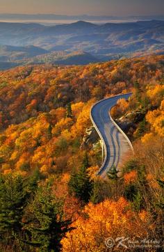 
                    
                        Blue Ridge Parkway, North Carolina I've never driven it in the fall.....
                    
                