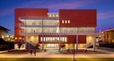 
                    
                        UC Irvine Contemporary Arts Center | Ehrlich Architects | Archinect
                    
                