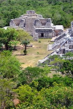 
                    
                        EK-BALAM zona arqueologica en Yucatan, Mexico
                    
                