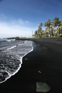 
                    
                        Punaluu Black Sand Beach, Big Island of Hawaii
                    
                