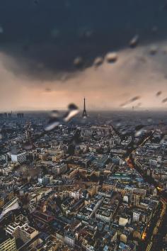 
                        
                            visualechoess: “Rainy Paris Afternoon - by: Darwin E ”
                        
                    