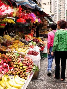 
                    
                        street market by Fion N., via Flickr
                    
                