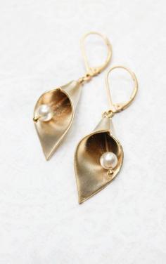 
                    
                        Gold Calla Lily Earrings Spring Jewelry Golden
                    
                