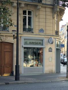 
                    
                        Eric Kayser, smaller upper end chain, one of the best when your hungry and on the move in Paris.
                    
                