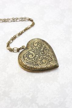 
                    
                        Large Heart Locket Necklace Gold Floral Pendant
                    
                