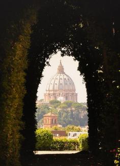 
                    
                        Best spots on high for photos in Rome
                    
                