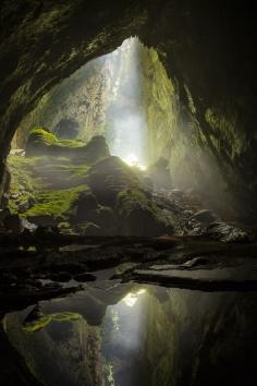 
                    
                        Let There Be Light - Son Hang Doong the World's Largest Cave - National Park Phong Mha Ke Bang - Vietnam - by Ryan Deboodt on 500px
                    
                