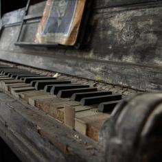 
                    
                        Decadent piano....
                    
                