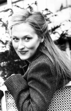 
                    
                        Meryl Streep #portrait #photography
                    
                