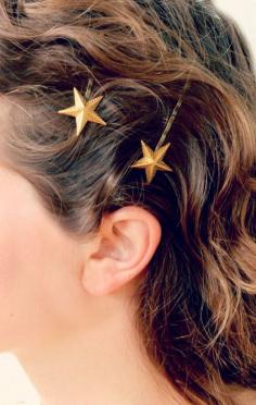 
                    
                        Golden Star Bobby Pins Set of Two
                    
                