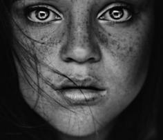 
                    
                        The tones on this are so perfect. And those freckles! Gorgeous.
                    
                