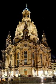 
                    
                        Wonderful Dresden www.travelandtran...
                    
                