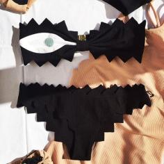 
                    
                        A new way to ward off evil eyes at the beach from Marysia resort 2015 #zoereporter
                    
                