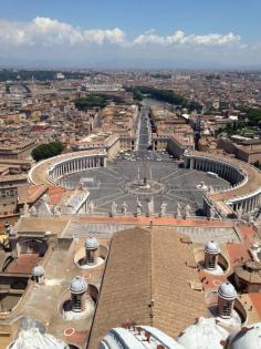 
                    
                        Explore the #Vatican museums on these tours from #Rome!
                    
                