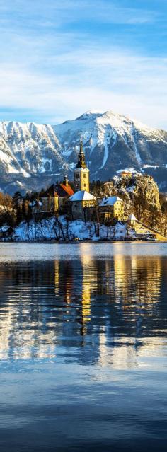 
                    
                        Scenic and atmospheric sunrise on Bled in Slovenia with Beautiful Castle   |   The 20 Most Stunning Fairytale Castles in Winter
                    
                