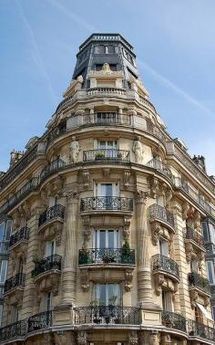
                    
                        Odéon Quarter, Rue Auguste-Comte, Paris VI
                    
                