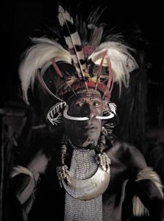 
                    
                        Papua Indonesia in Jimmy Nelson's photo documentary "Before they pass away"
                    
                