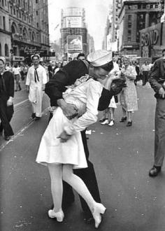
                    
                        1945 love...One of my all time favorite pictures
                    
                