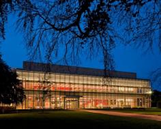 
                    
                        Cambridge Public Library | William Rawn Associates, Architects, Inc.; Associate Architect: Ann Beha Architects. Photo © Robert Benson Photography | Bustler
                    
                