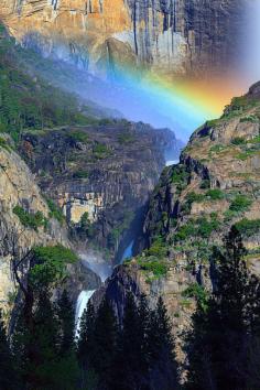 
                    
                        Yosemite National Park, California, USA
                    
                