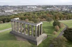 
                    
                        Things to do in Edinburgh - Nelson's Monument on top of Calton Hill  #scotland #edinburgh #uk #europe #tour #discover #thingstodo #city #experience #travel #traveltherenext #caltonhill
                    
                