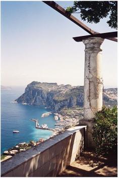 
                    
                        Capri
                    
                