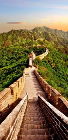 
                    
                        The Great Wall of China   |   Complete List of the New 7 Wonders
                    
                