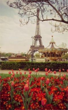 
                    
                        Paris – Love Capital of the World
                    
                