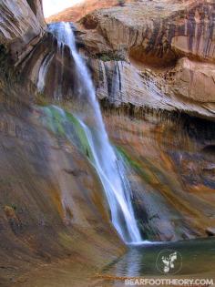 
                    
                        Calf Creek Falls, #Escalante, Utah - a short and easy hike, right off the highway
                    
                