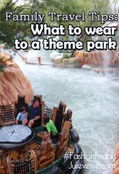 
                    
                        Theme park attire - Thoughts and tips of the best clothes to wear when visiting a theme park
                    
                