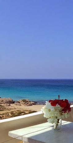 
                    
                        Falassarna beach: Yellow & Turquoise #thehotelgr #crete
                    
                