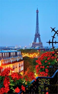 
                    
                        Paris – Love Capital of the World | Inspired Tours
                    
                
