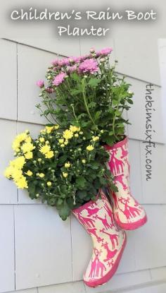 
                    
                        Children's Rain Boot Planters.. reuse old worn out children's boots to create darling planters
                    
                