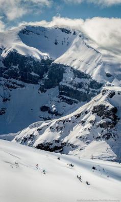 
                    
                        Sitting at an altitude of 7,082 feet, Sunshine Village is nestled in the heart of Banff National Park and is known for its varied terrain, straddling the Continental Divide.
                    
                