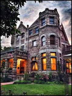 
                    
                        10 room bed and breakfast in Denver. Castle Marne is a beautiful landmark building. Discovered by Bryon Parsons at Castle Marne, Denver, #Colorado
                    
                