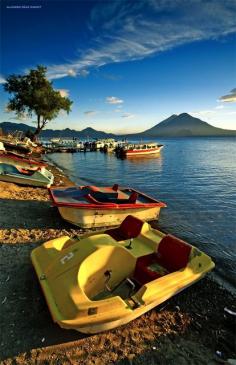 
                    
                        Panajachel - Lago de Atitlan, Solola, Guatemala
                    
                