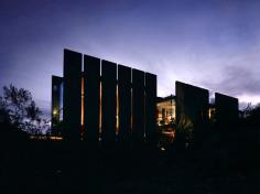 
                    
                        Burnette Residence | Wendell Burnette Architects; Photo: Bill Timmerman | Archinect
                    
                