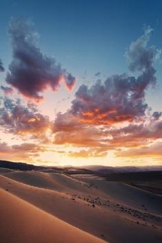 
                    
                        Death Valley, CaliforniaStefan Hefele
                    
                