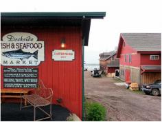 
                    
                        Dockside Fish Market has great tasting Lake Superior smoked Whitefish! Grand Marais, MN.  #travel #shop
                    
                