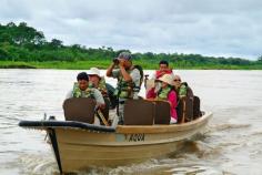 
                    
                        Tourists organized trip to observe Amazon wild landscape
                    
                