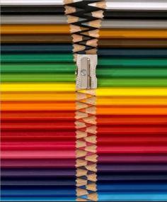
                    
                        colors pencils zipper
                    
                