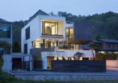 
                    
                        Customi-Zip | L'EAU Design; Photographer:Park Wan-soon | Archinect
                    
                