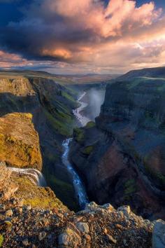 
                    
                        Others sublim-ature: Fossá Valley, Iceland Trevor Anderson
                    
                