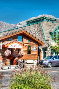 
                    
                        Where to eat and what to do in Canmore Alberta, Canada | GI 365
                    
                