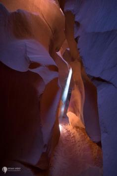 
                    
                        Antelope Canyon - how to capture those amazing light beams.
                    
                