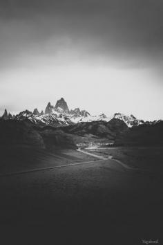 
                    
                        Road to Fitz Roy (also known as Cerro Chaltén, or simply Mount Fitz Roy) is in Southern Patagonian Ice Field, on the border between Argentina and Chile.
                    
                
