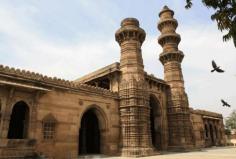 Sidi Bashir Mosque is located in the Ahmedabad city of Gujarat state in India.